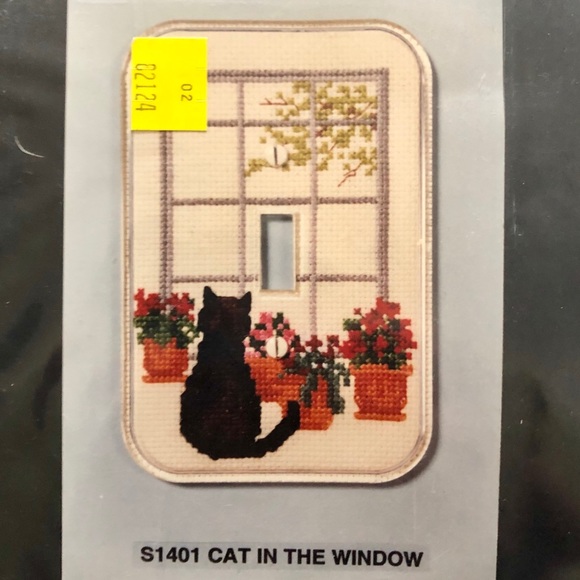 Cross Stitch Cat Light Switch Cover Cat Craft DIY - Picture 2 of 4